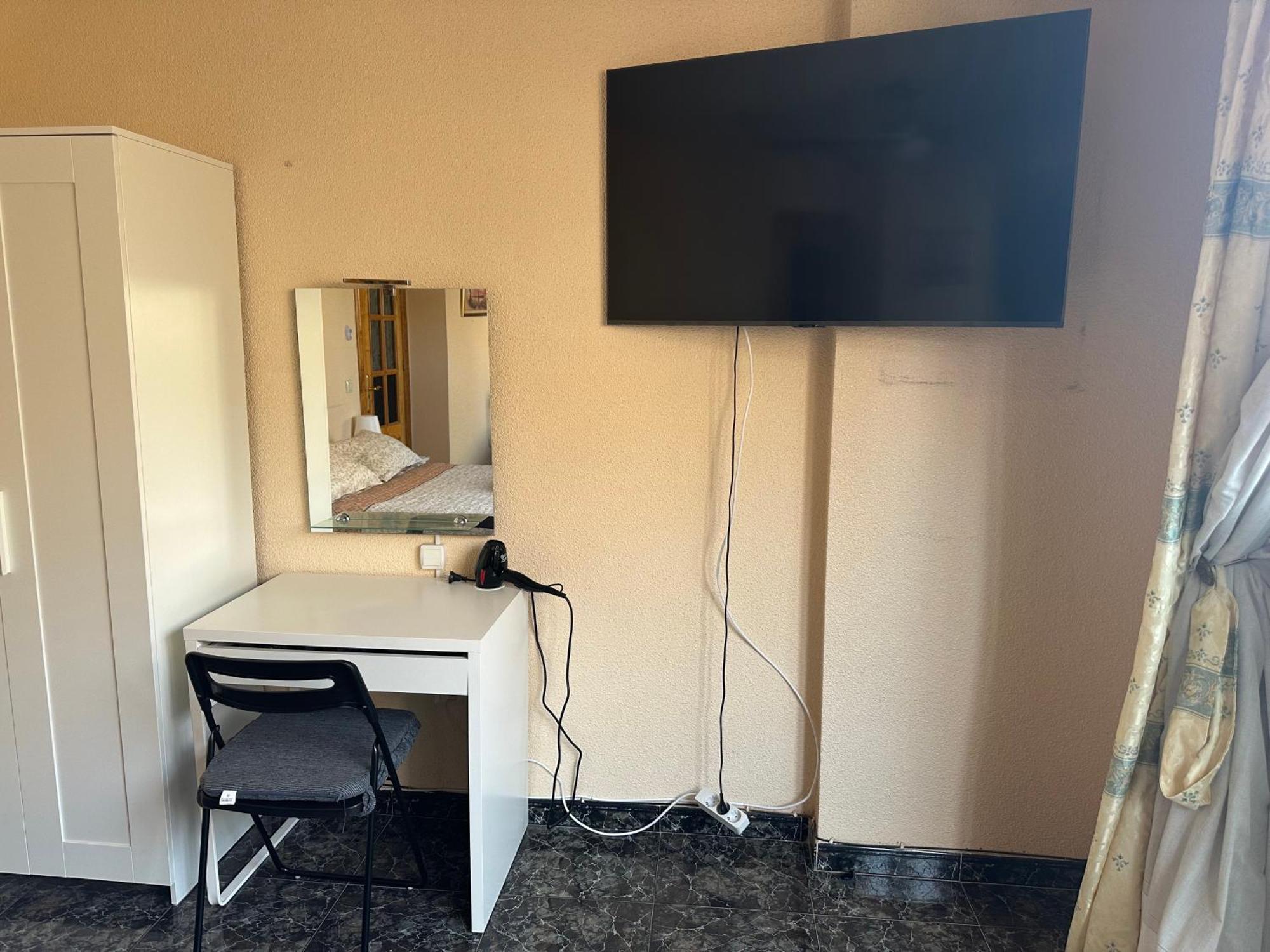 Almeria Centro Habitacion Privada En Apartamento Compartido Екстериор снимка