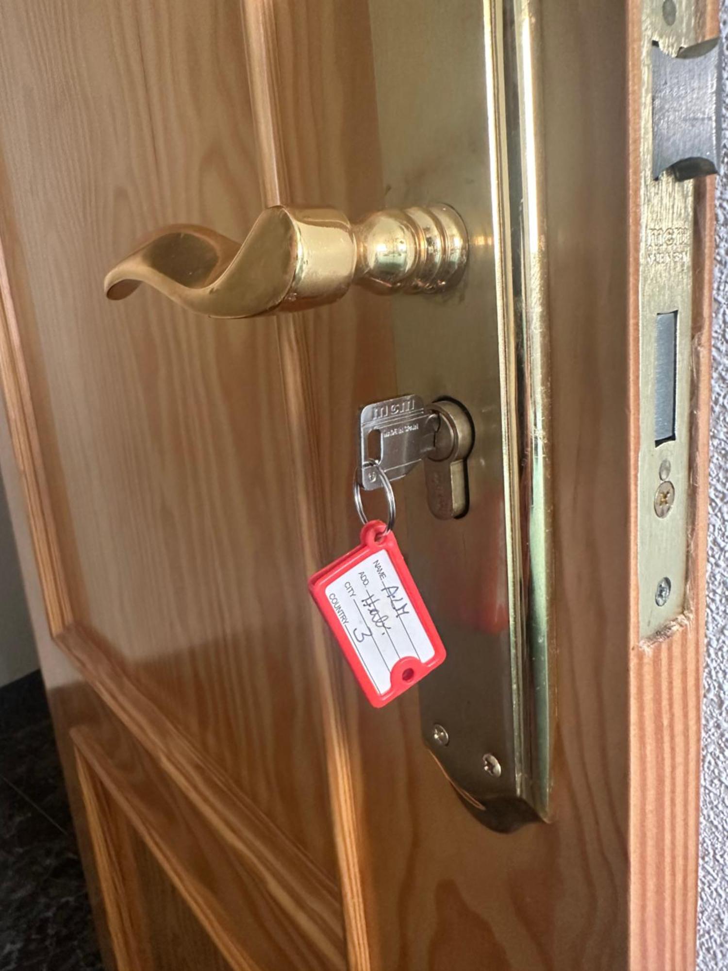 Almeria Centro Habitacion Privada En Apartamento Compartido Екстериор снимка